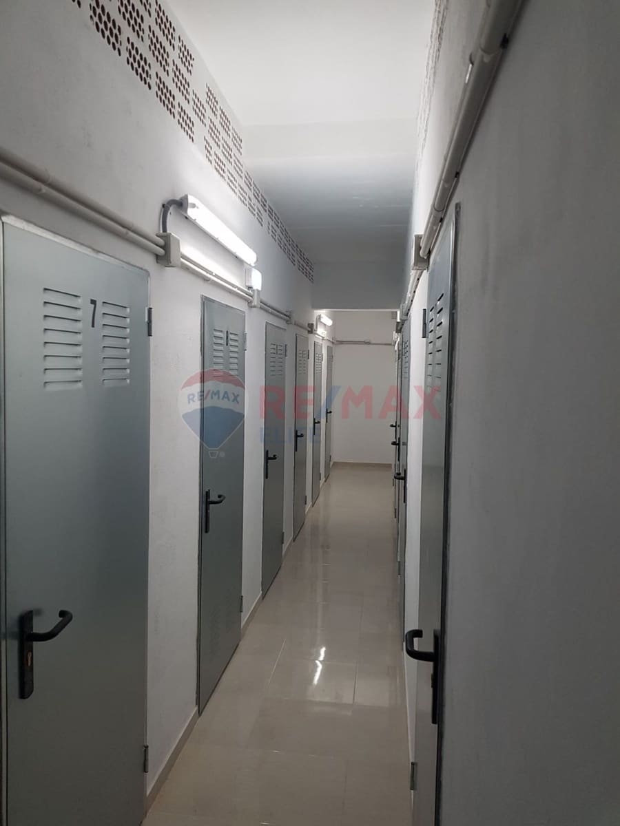 Local Comercial en Gijón en venta - 83.000 € (Ref: 4638508)