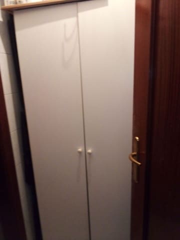 Erhverv til salg i Centro Urbano, Gijón - € 78.900 (Ref: 4641355)