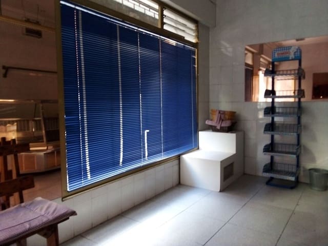 Erhverv til salg i Centro Urbano, Gijón - € 78.900 (Ref: 4641355)