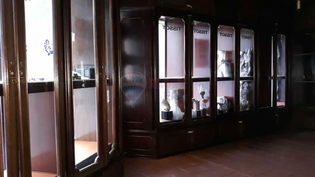 Business for sale in Centro Urbano, Gijón - € 89,000 (Ref: 4684791)