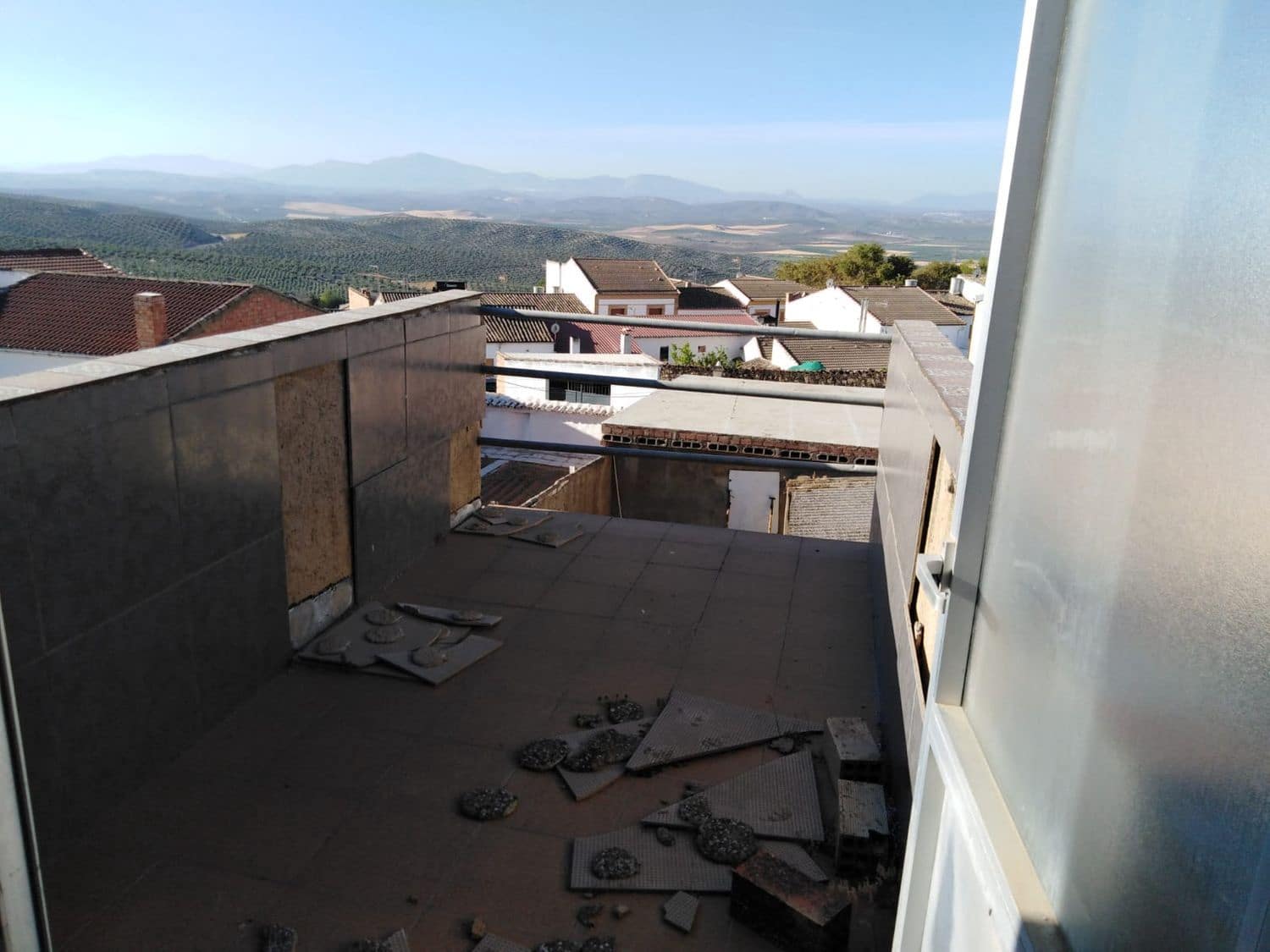 5 soveværelse Finca/Landehus til salg i Higuera de Arjona med garage - € 54.000 (Ref: 4707091)