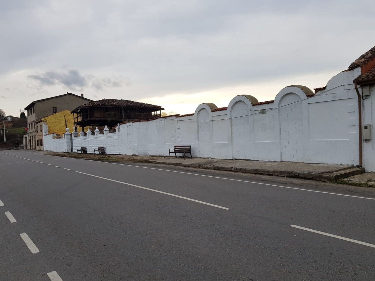 Grunde uden byggetilladelser til salg i Langreo - € 90.000 (Ref: 4745638)