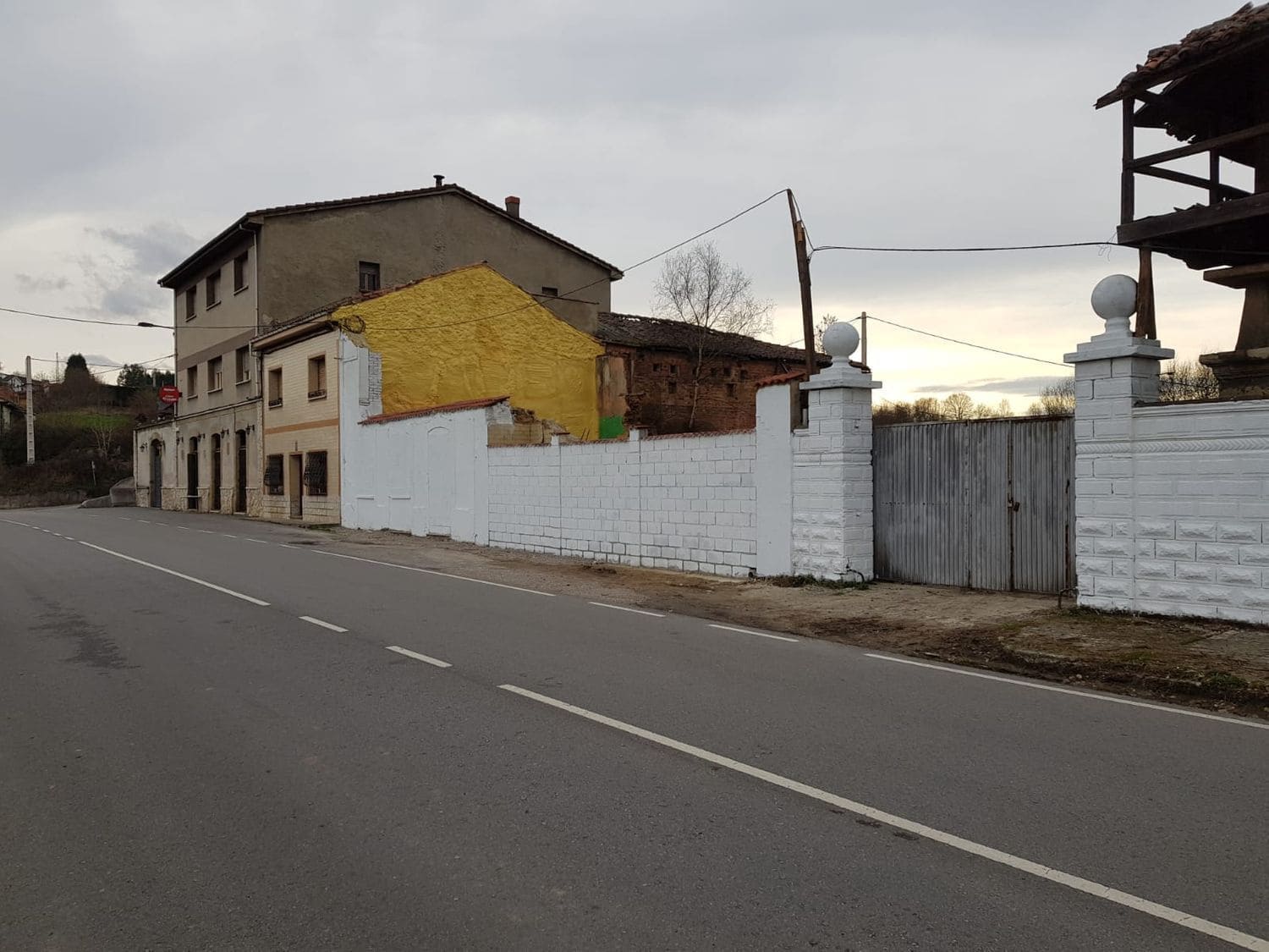 Grunde uden byggetilladelser til salg i Langreo - € 90.000 (Ref: 4745638)