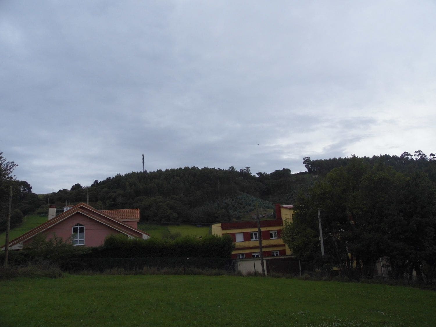 Grunde uden byggetilladelser til salg i Candas - € 525.000 (Ref: 4837186)