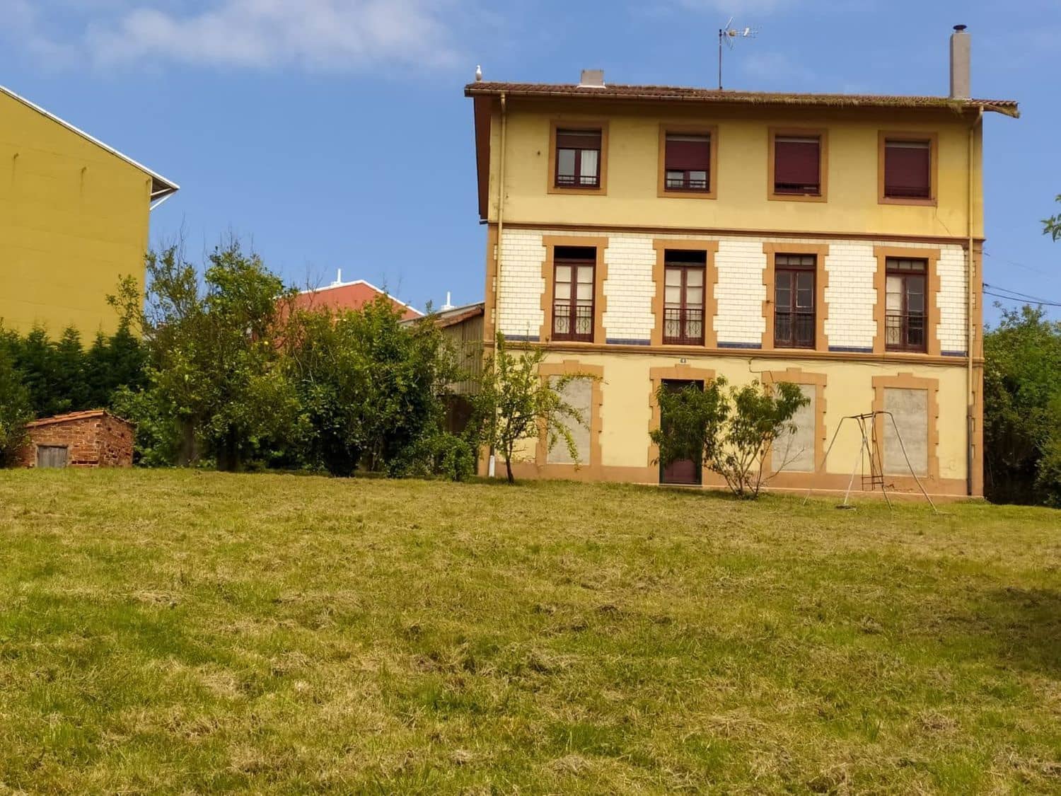 Grunde uden byggetilladelser til salg i Candas - € 525.000 (Ref: 4837186)