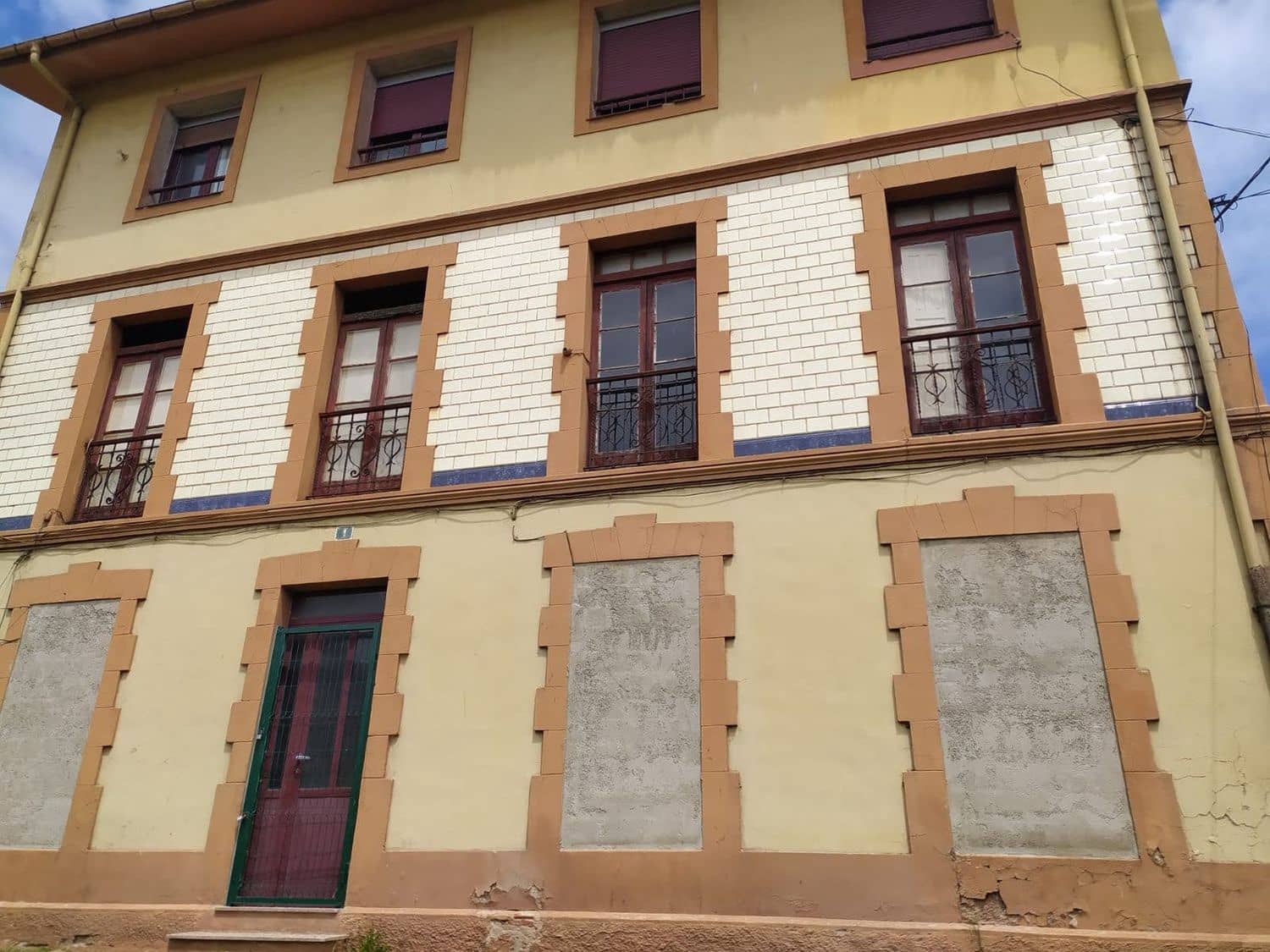 Grunde uden byggetilladelser til salg i Candas - € 525.000 (Ref: 4837186)