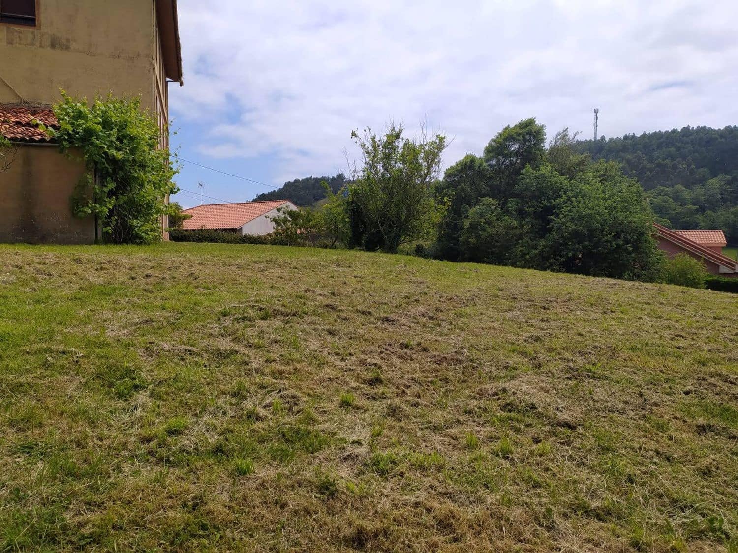 Grunde uden byggetilladelser til salg i Candas - € 525.000 (Ref: 4837186)