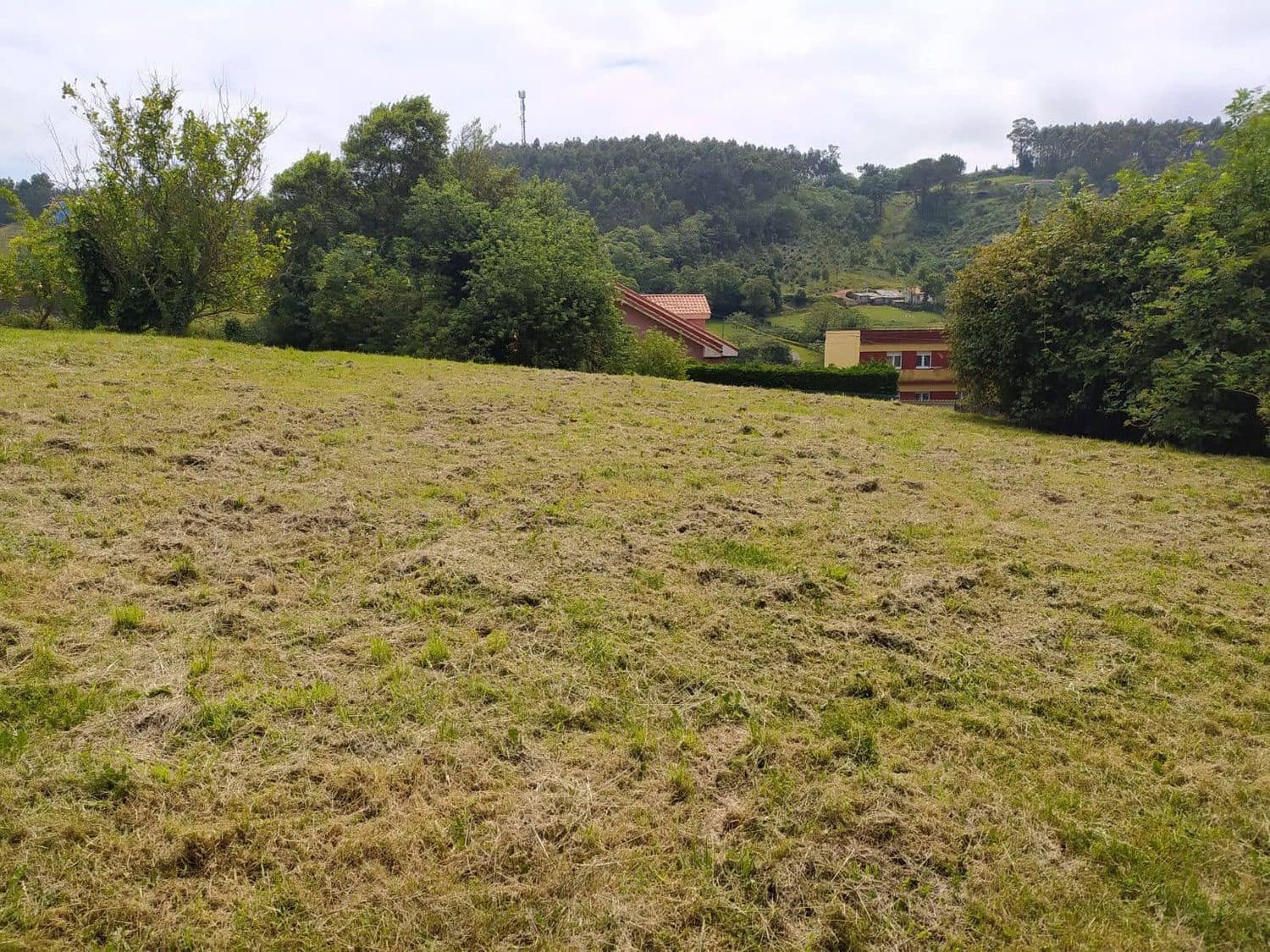 Grunde uden byggetilladelser til salg i Candas - € 525.000 (Ref: 4837186)