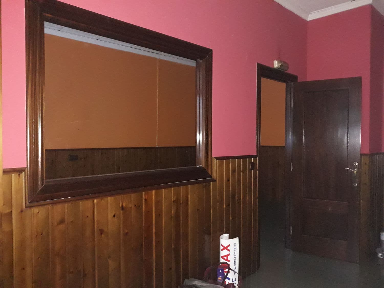 Erhverv til salg i Sama de Langreo - € 33.000 (Ref: 5044489)