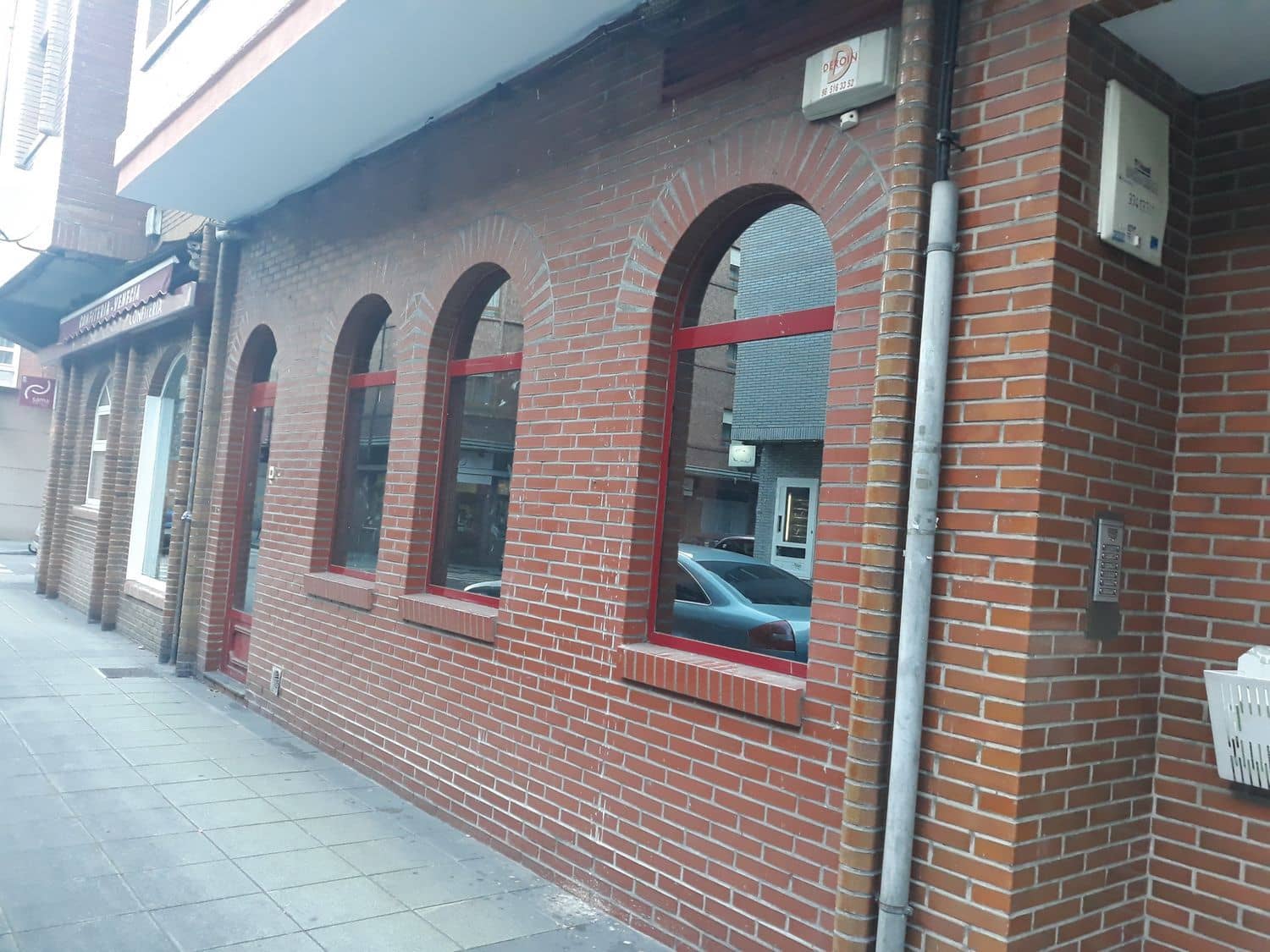 Erhverv til salg i Sama de Langreo - € 33.000 (Ref: 5044489)