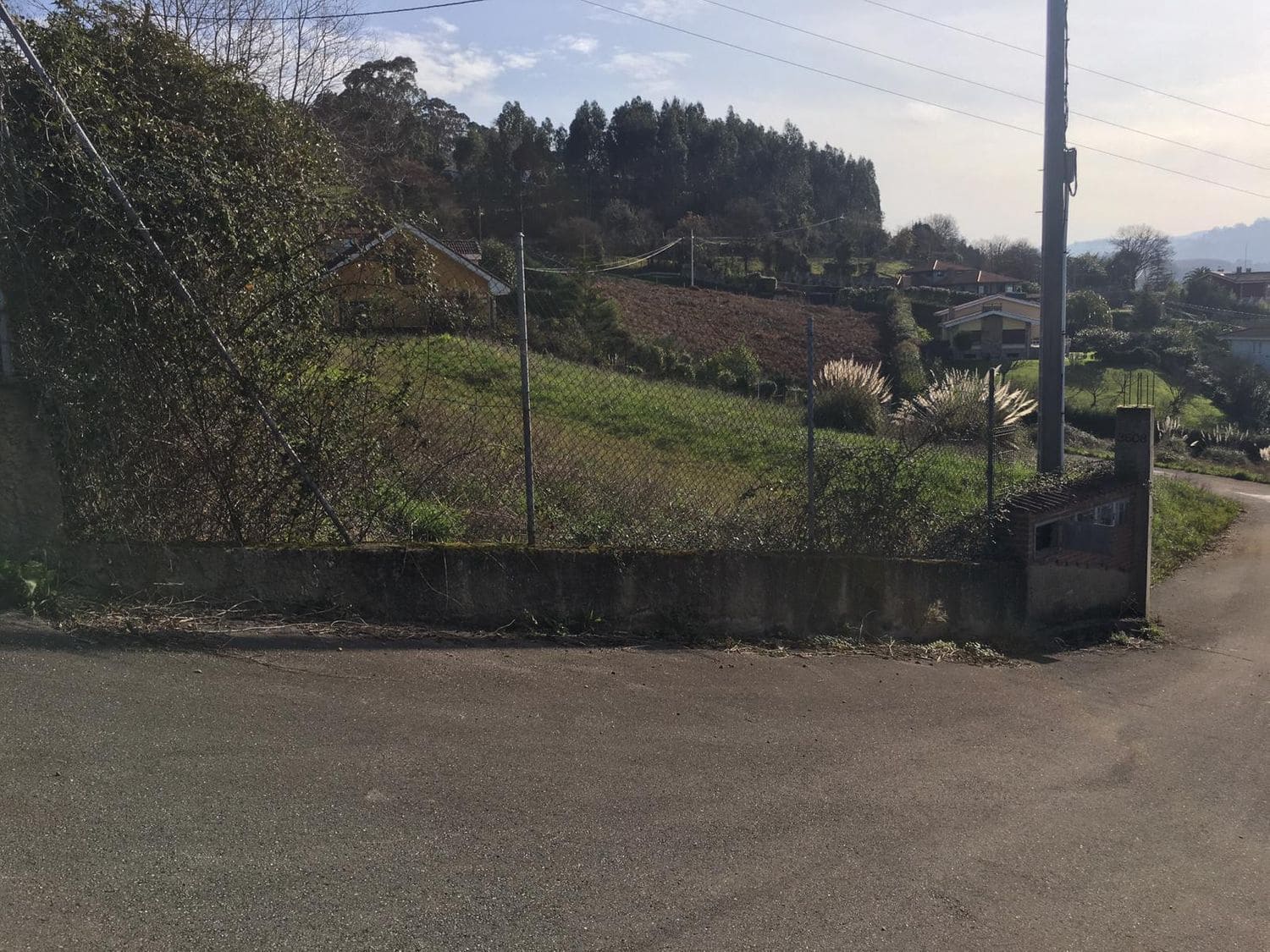Grunde uden byggetilladelser til salg i Gijon - € 269.000 (Ref: 5090300)
