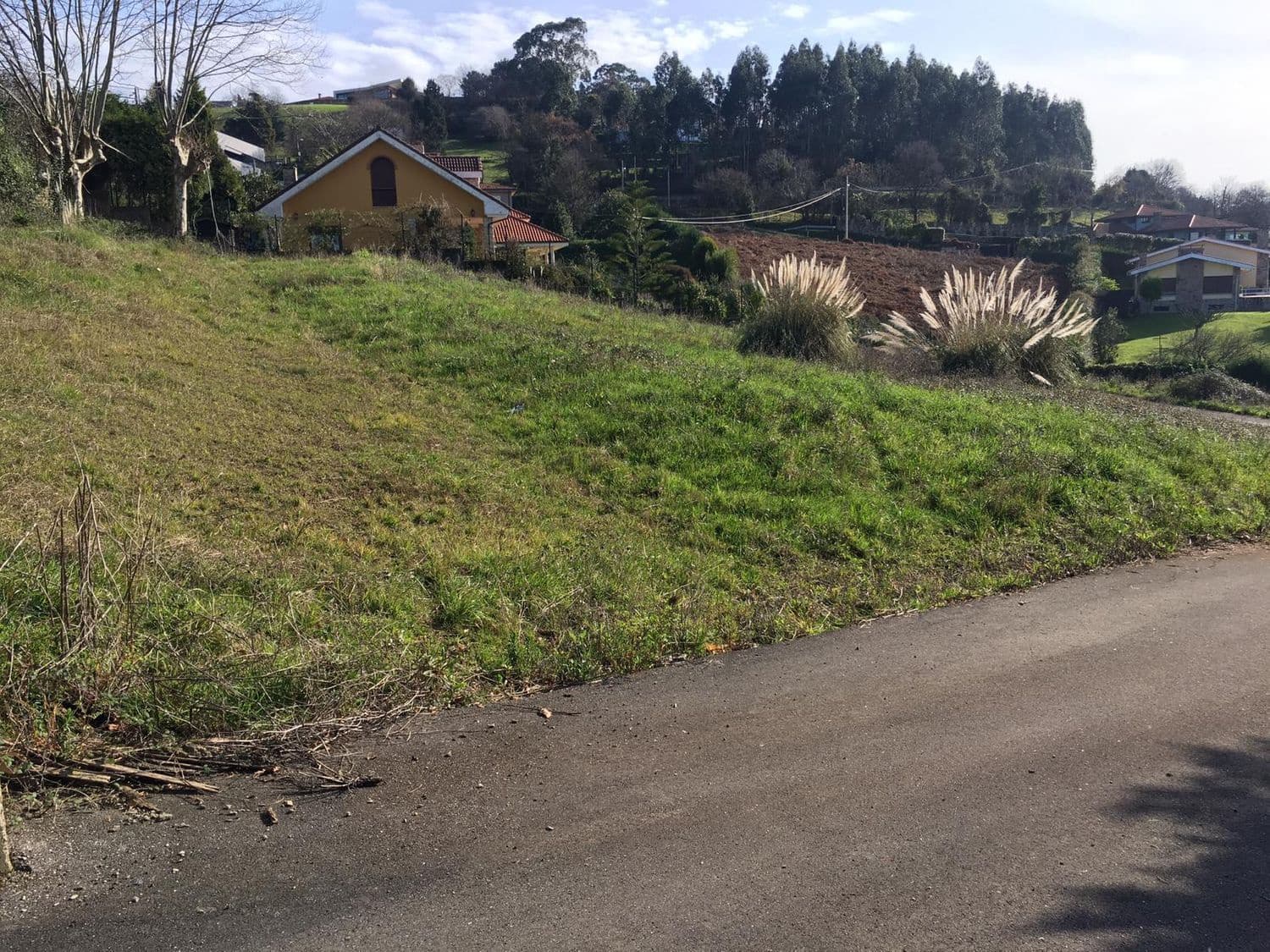 Grunde uden byggetilladelser til salg i Gijon - € 269.000 (Ref: 5090300)