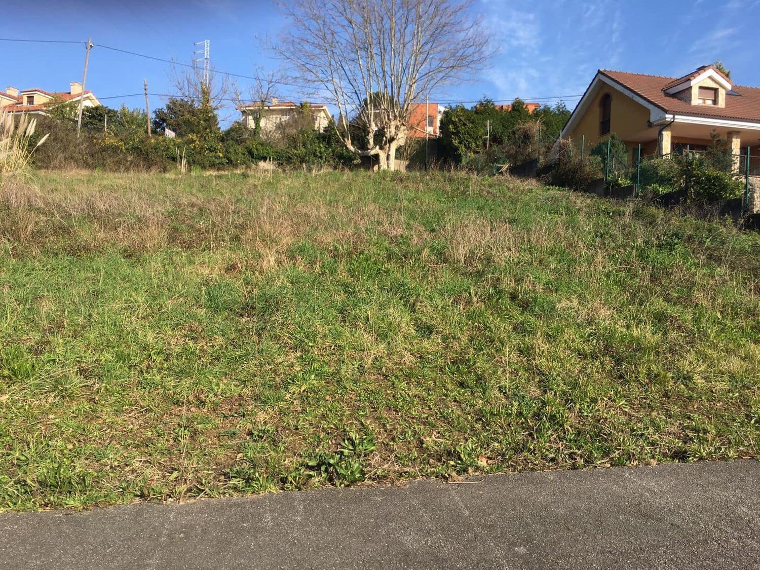 Grunde uden byggetilladelser til salg i Gijon - € 269.000 (Ref: 5090300)