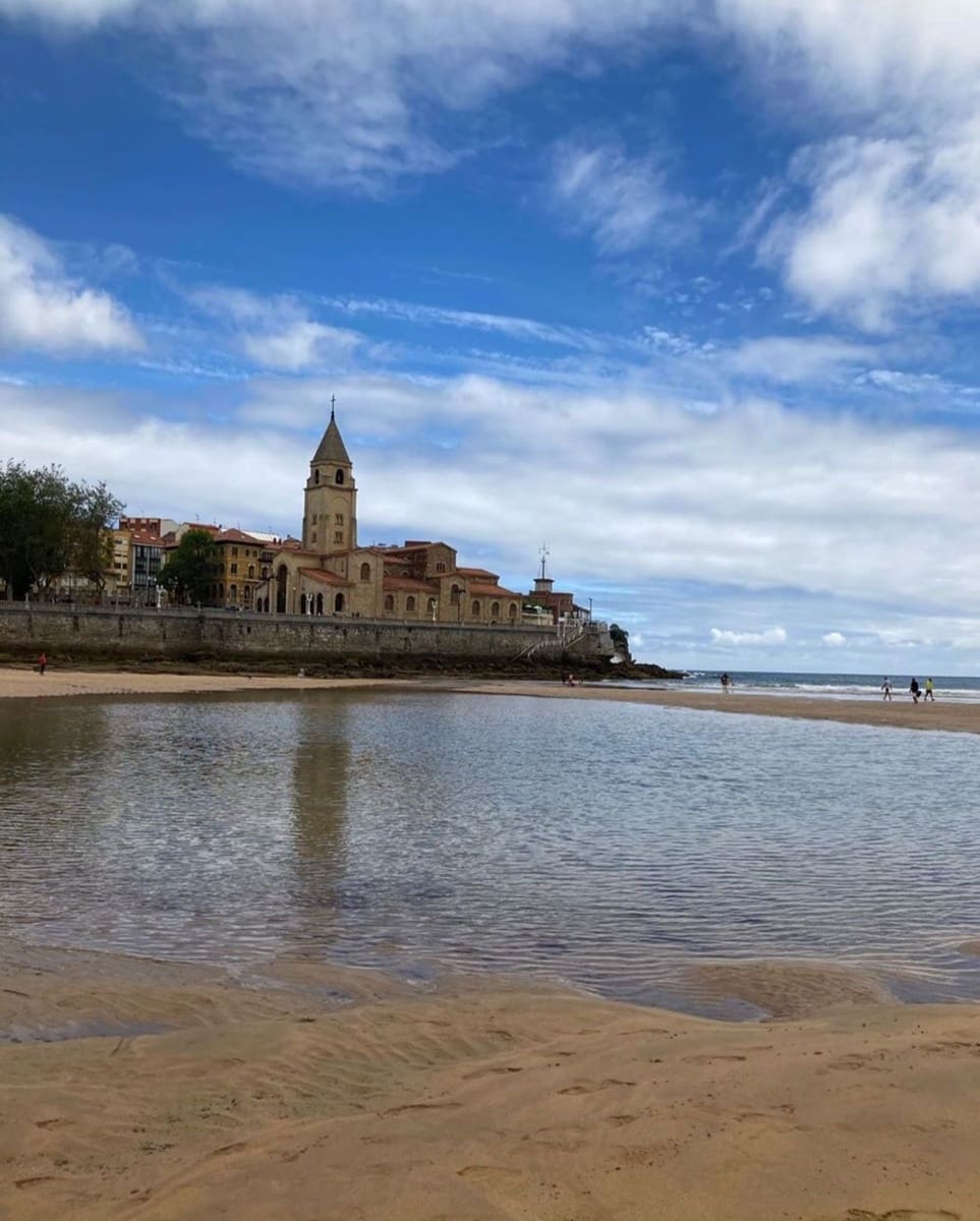 Grunde uden byggetilladelser til salg i Villaviciosa - € 120.000 (Ref: 5521110)