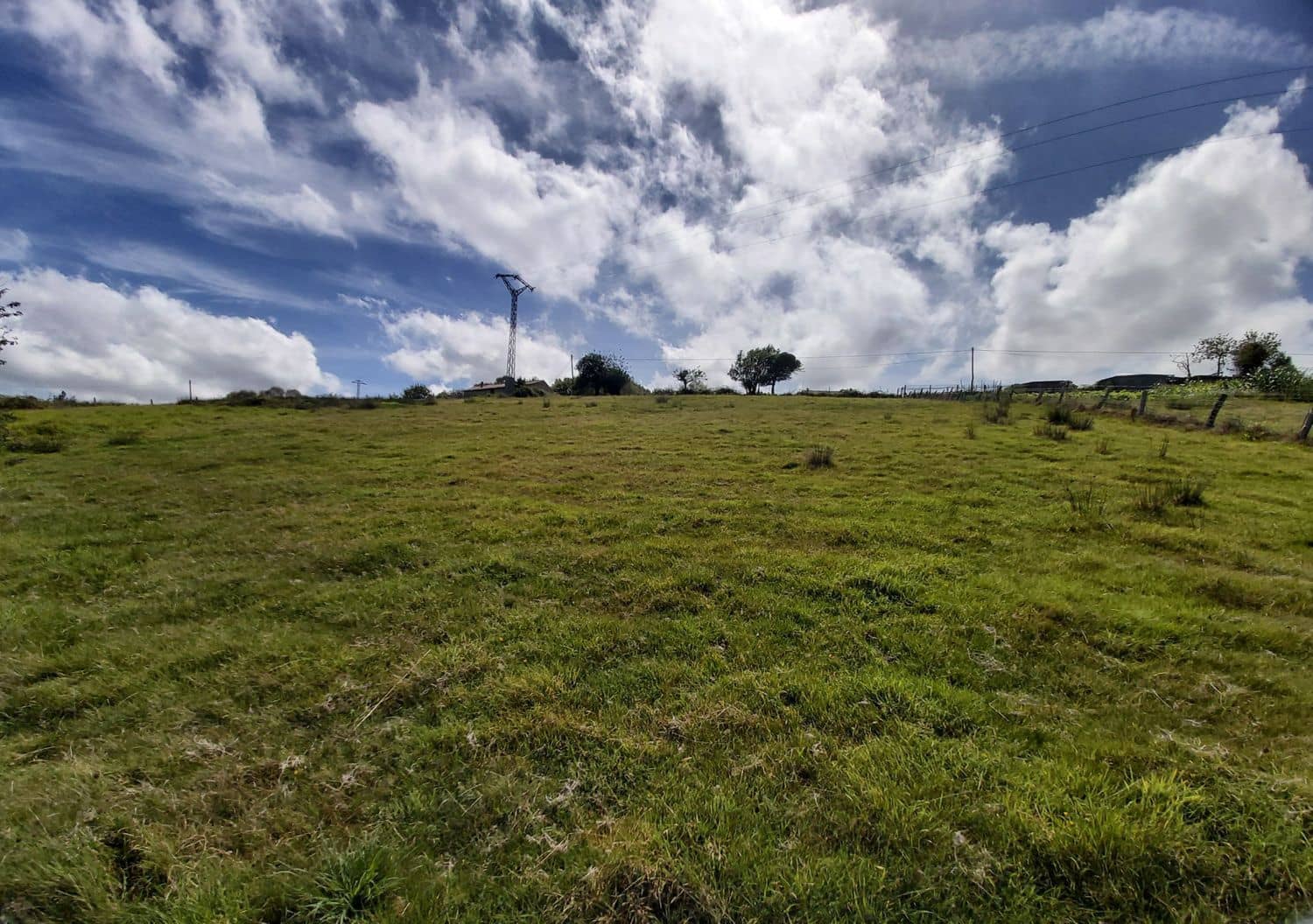 Grunde uden byggetilladelser til salg i Villaviciosa - € 120.000 (Ref: 5521110)