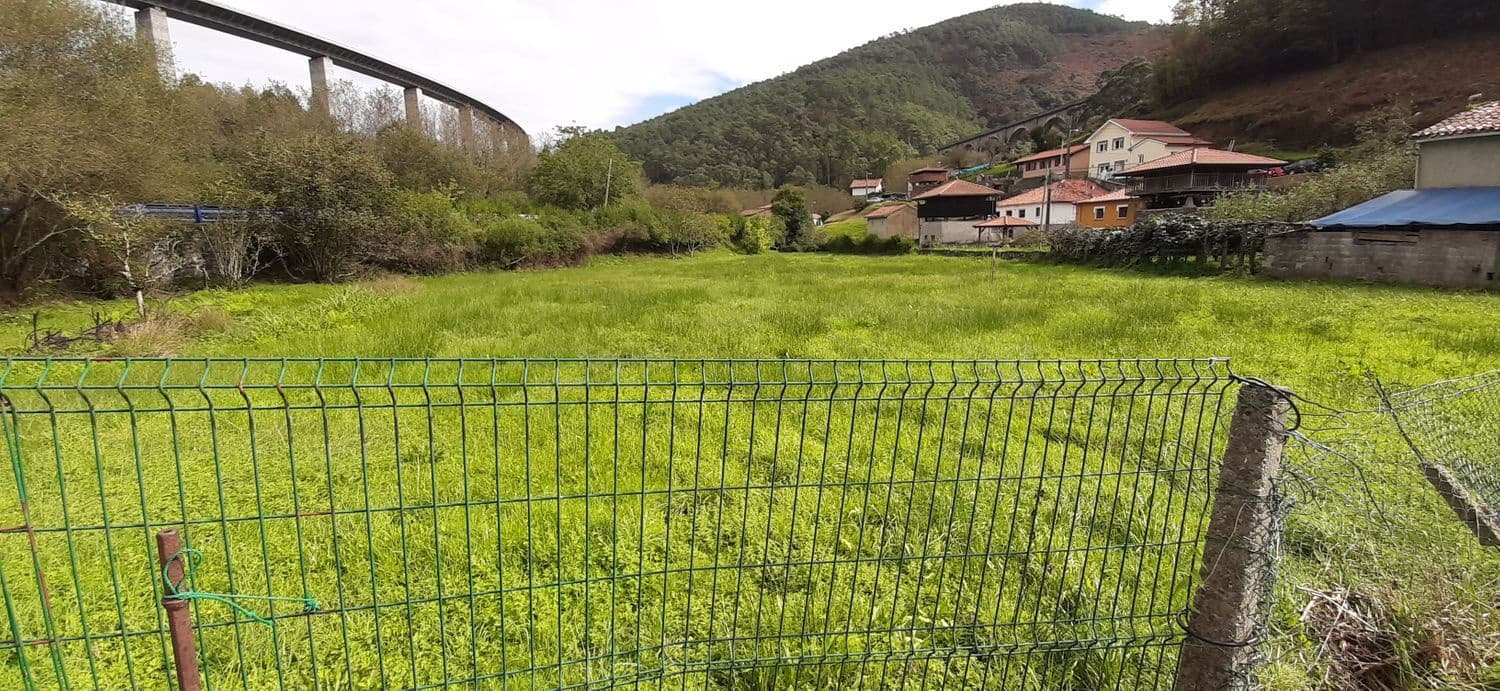 Ubebygd land til salgs i Cudillero - € 46 900 (Ref: 5668877)