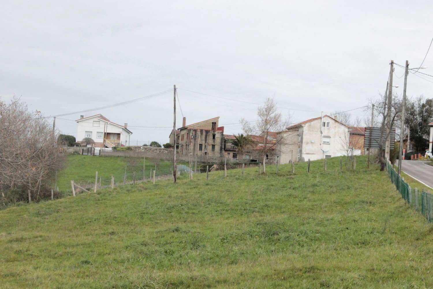 Grunde uden byggetilladelser til salg i Bimenes - € 20.000 (Ref: 5780127)