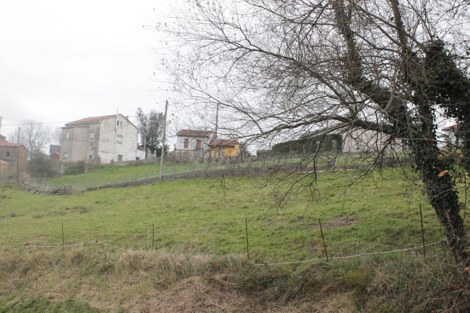 Grunde uden byggetilladelser til salg i Bimenes - € 20.000 (Ref: 5780127)