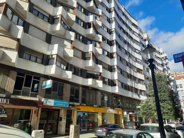 3 soverom Leilighet til salgs i Centro Urbano, Gijón med garasje - € 265 000 (Ref: 5948747)