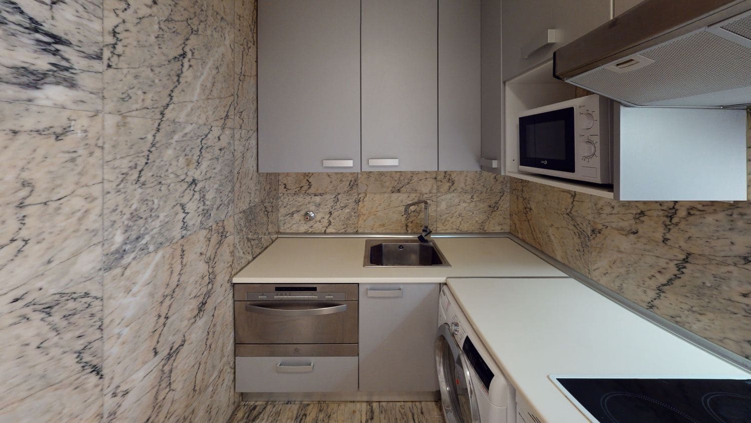 1 bedroom Apartment for rent in Madrid city with garage - € 2,400 (Ref: 6091961)