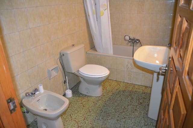 3 bedroom Townhouse for sale in Oseja de Sajambre with garage - € 85,000 (Ref: 6221417)