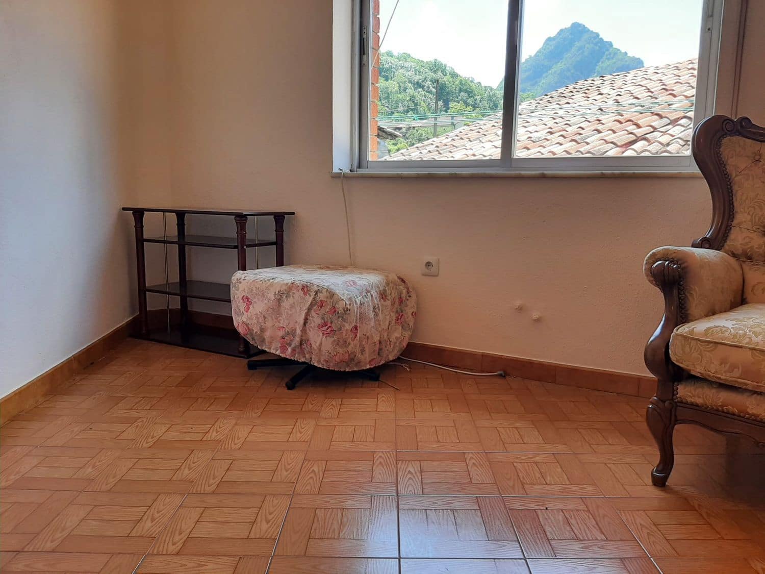 3 soveværelse Byhus til salg i Oseja de Sajambre med garage - € 85.000 (Ref: 6221417)