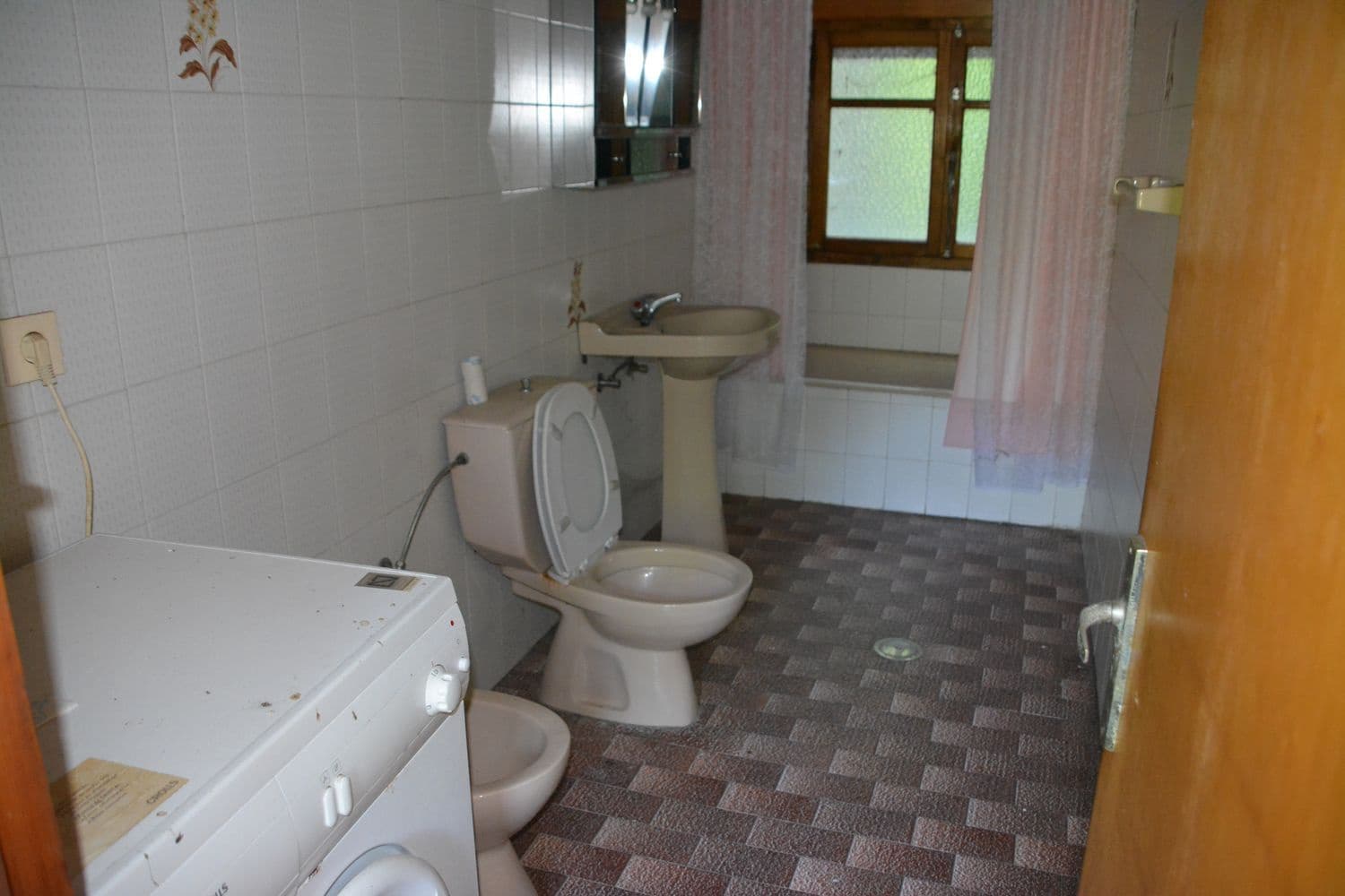 3 soveværelse Finca/Landehus til salg i Oseja de Sajambre med garage - € 50.000 (Ref: 6232569)