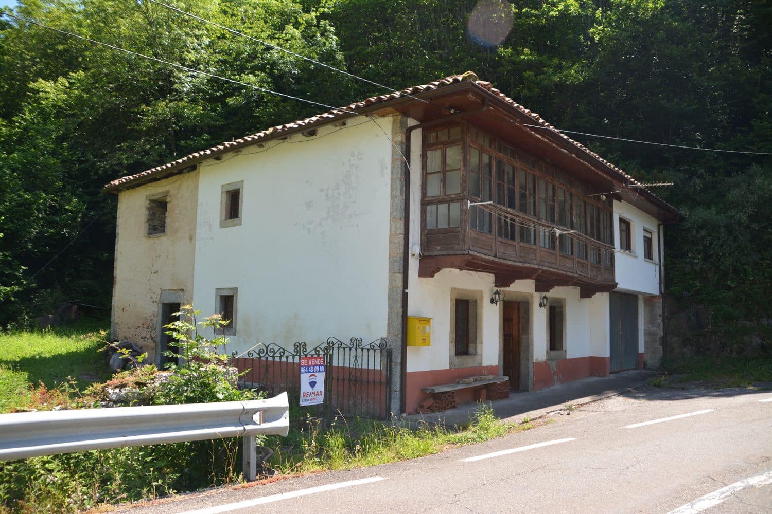 3 soveværelse Finca/Landehus til salg i Oseja de Sajambre med garage - € 50.000 (Ref: 6232569)