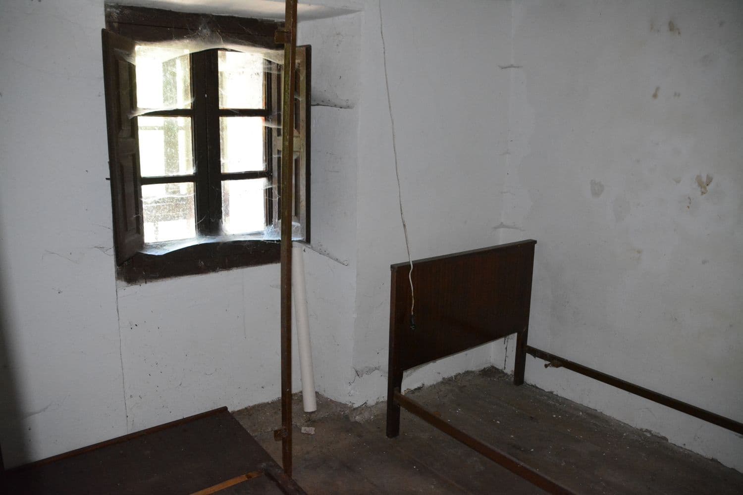 3 soveværelse Finca/Landehus til salg i Oseja de Sajambre med garage - € 50.000 (Ref: 6232569)