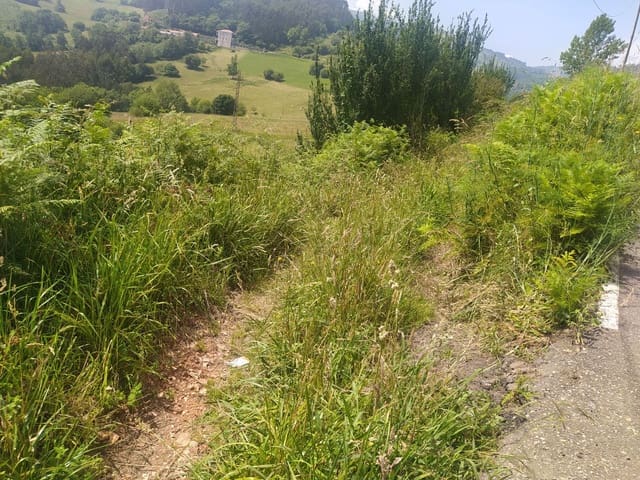 Undeveloped Land for sale in Illas - € 10,000 (Ref: 6243102)