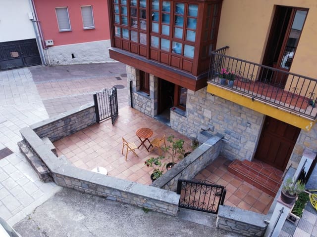 Commercial for sale in Pola de Somiedo, Somiedo - € 90,000 (Ref: 6269903)