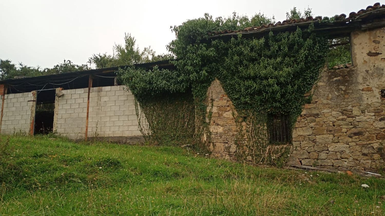 1 bedroom Finca/Country House for sale in Siero - € 63,000 (Ref: 6289933)