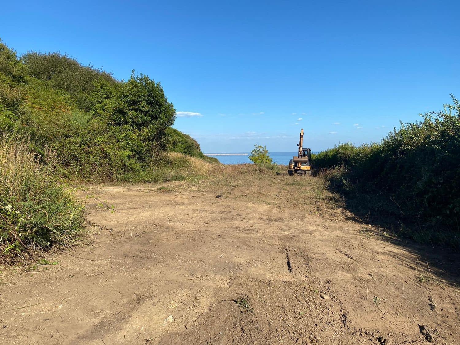 Grunde uden byggetilladelser til leje i Gijon - € 650 (Ref: 6560996)