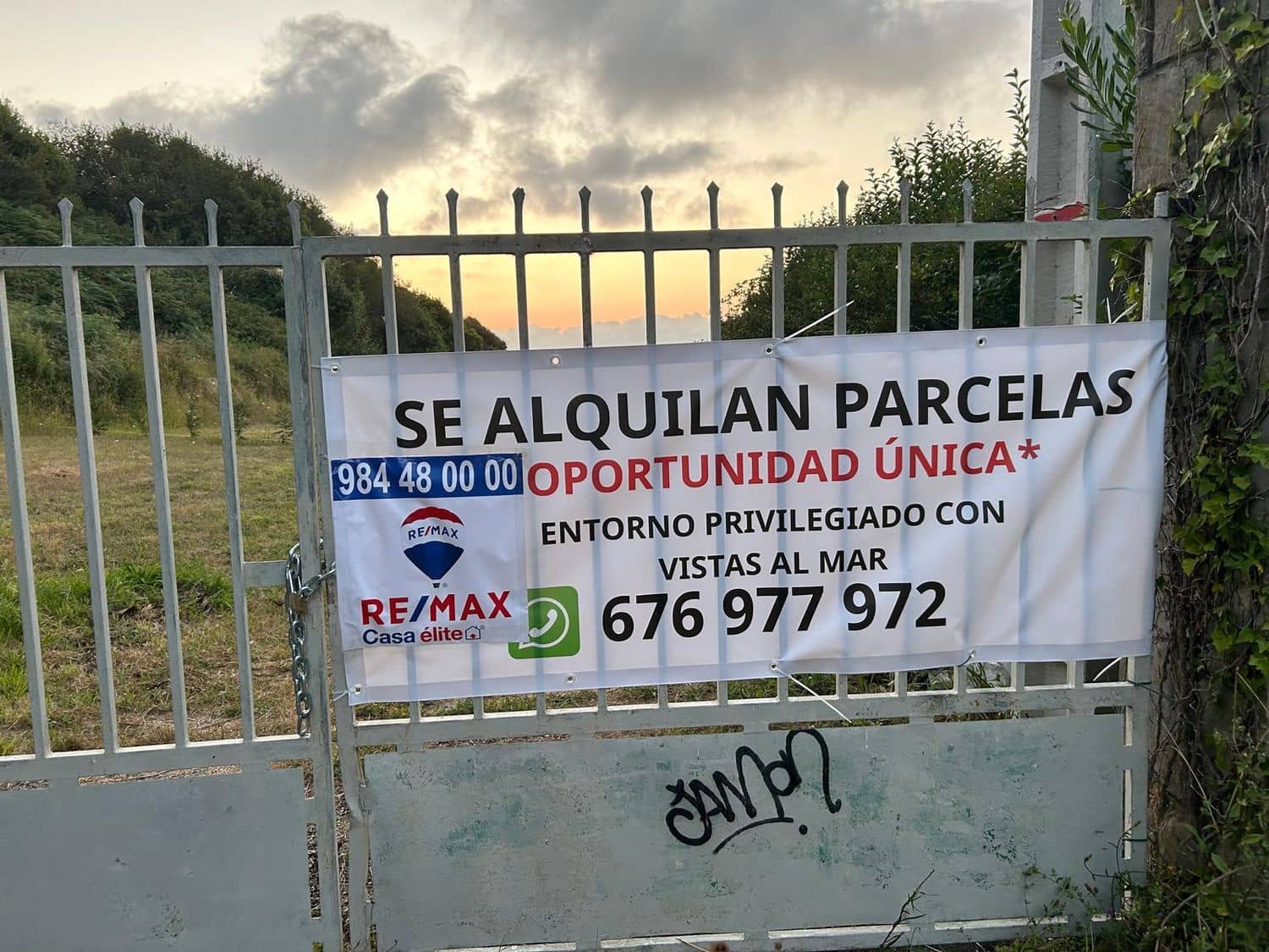 Grunde uden byggetilladelser til leje i Gijon - € 650 (Ref: 6560996)