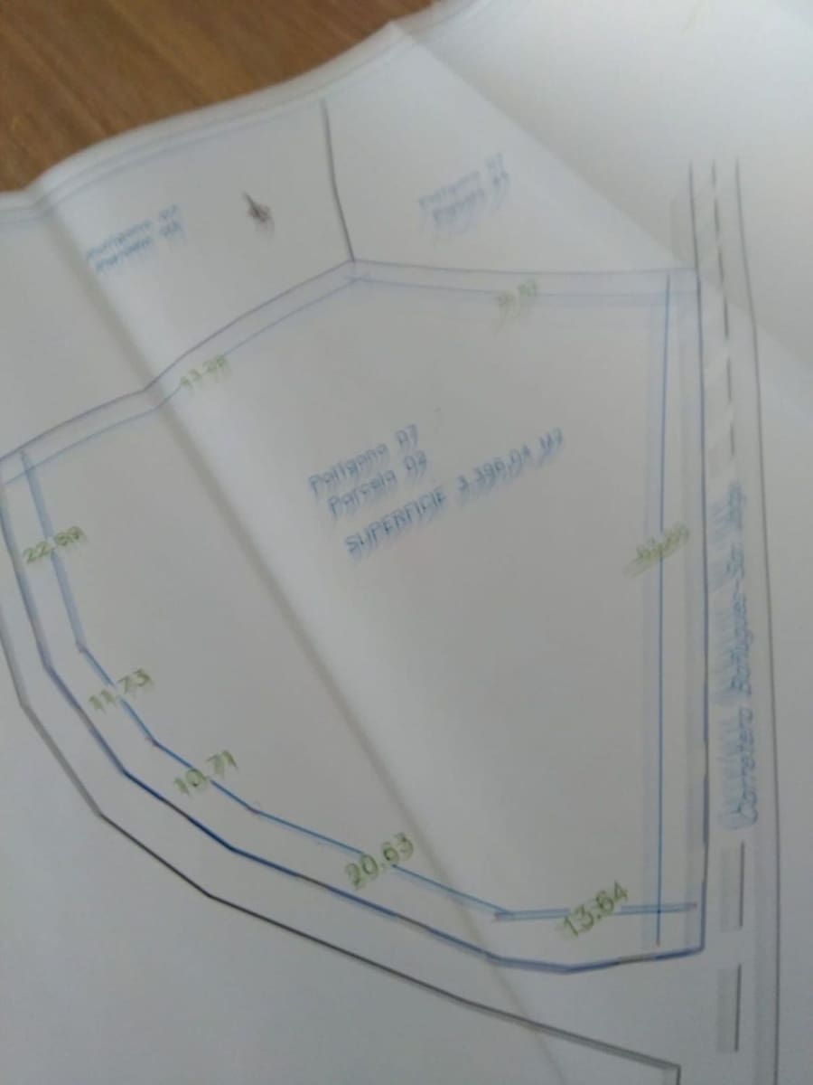 Ubebygd land til salgs i Gozon - € 198 000 (Ref: 6561065)