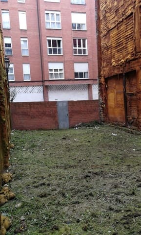 Rakentamaton maa myytävänä paikassa Centro Urbano, Oviedo - 160 000 € (Ref: 6561105)