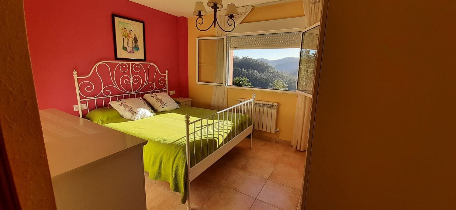 4 soveværelse Villa til salg i Soto del Barco med garage - € 350.000 (Ref: 6738860)