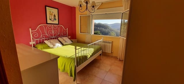 4 slaapkamer Villa te koop in Soto del Barco met garage - € 350.000 (Ref: 6738860)