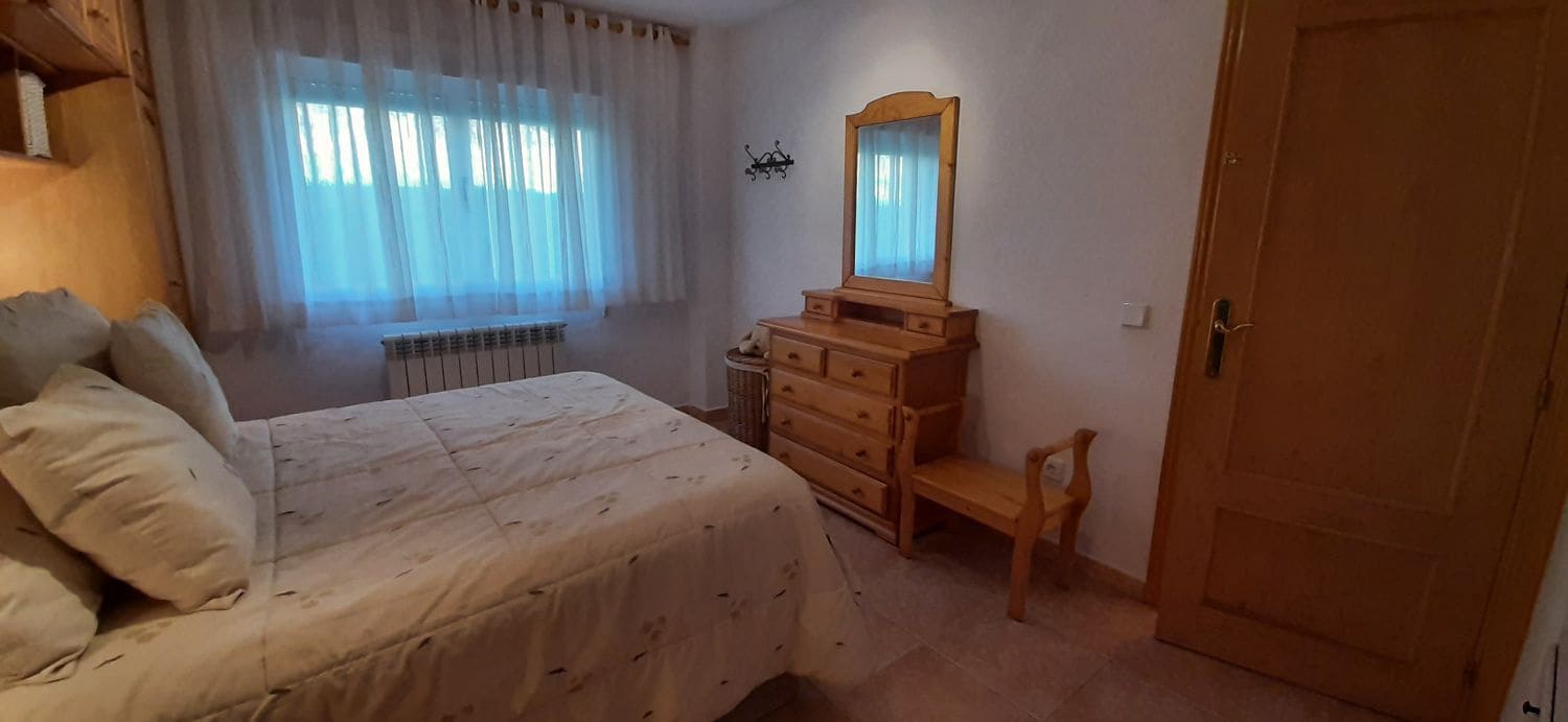 4 soveværelse Villa til salg i Soto del Barco med garage - € 350.000 (Ref: 6738860)