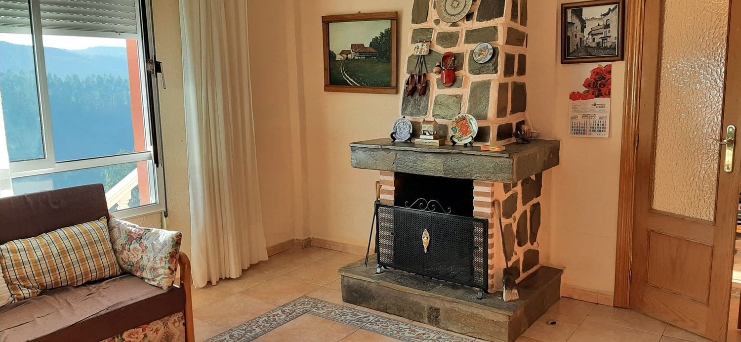 4 soveværelse Villa til salg i Soto del Barco med garage - € 350.000 (Ref: 6738860)