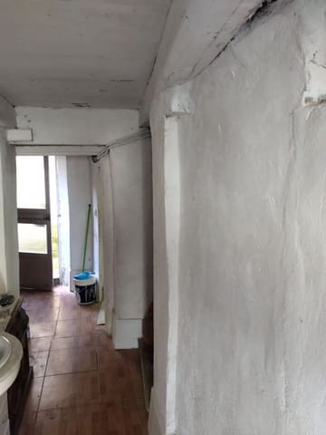 3 makuuhuone Maalaistalo myytävänä paikassa Ardón mukana 
autotalli - 18 000 € (Ref: 6738889)