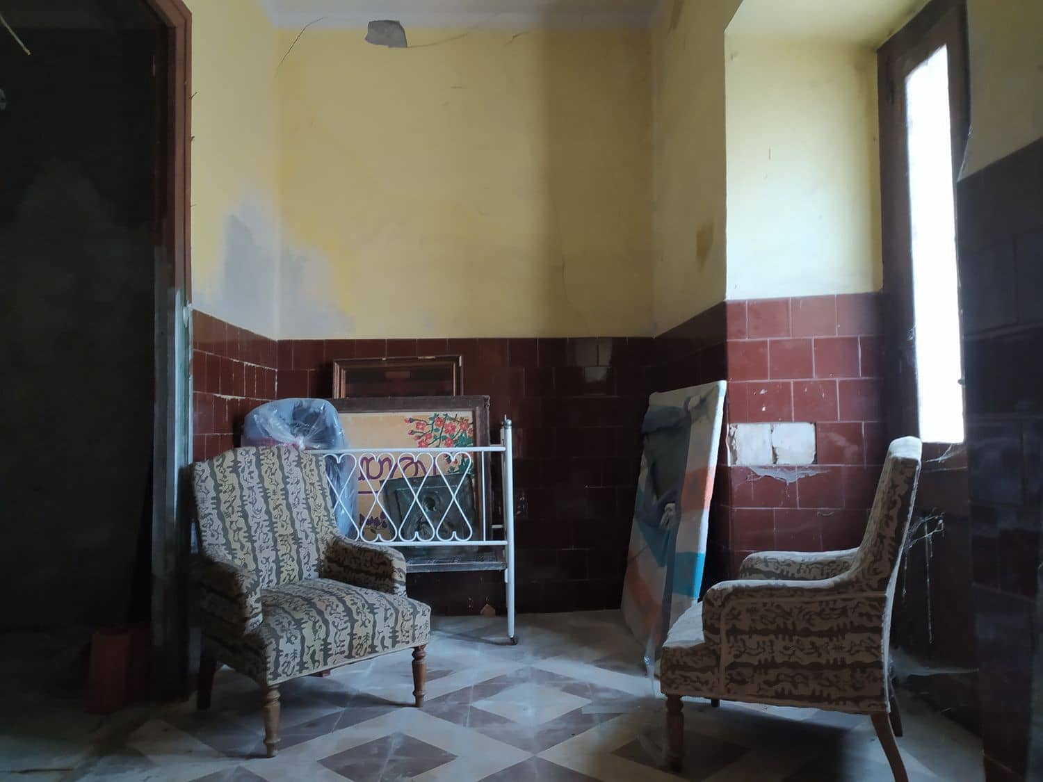 14 soveværelse Byhus til salg i Salas med garage - € 98.000 (Ref: 6738955)