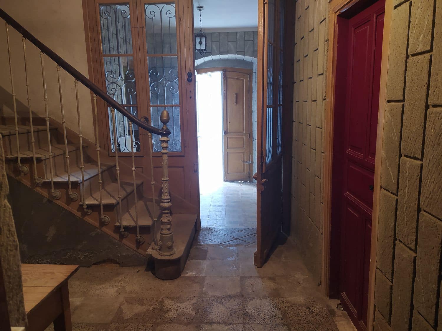 14 soveværelse Byhus til salg i Salas med garage - € 98.000 (Ref: 6738955)