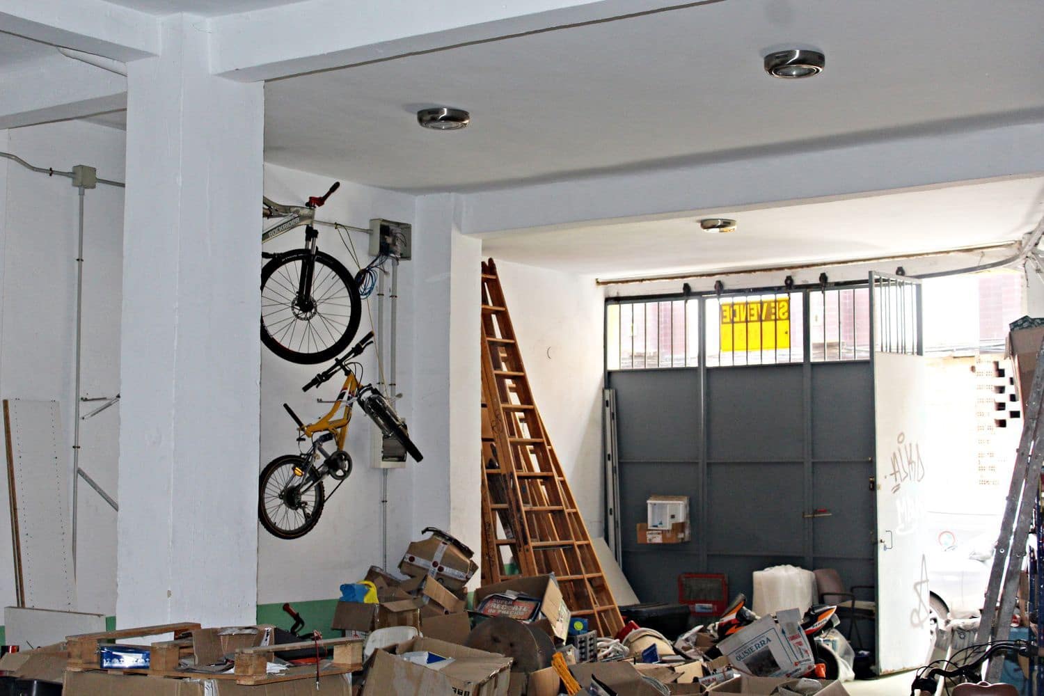 Erhverv til salg i Gijon - € 69.900 (Ref: 7014969)