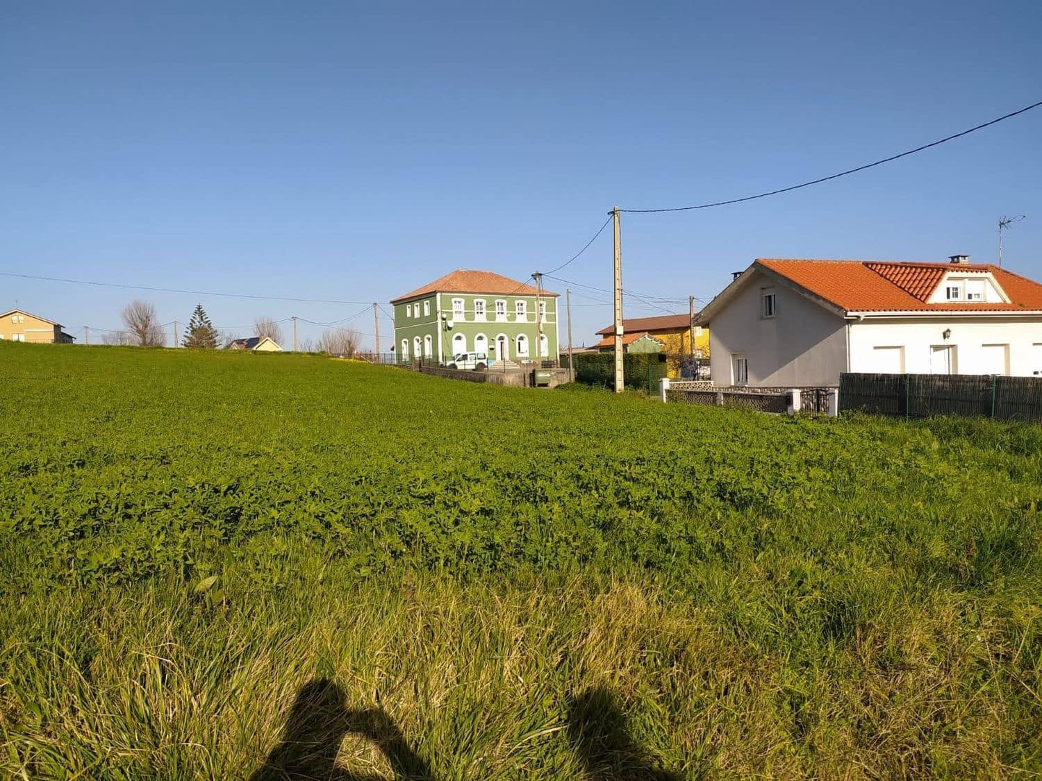 Grunde uden byggetilladelser til salg i Gozon - € 70.000 (Ref: 7015048)