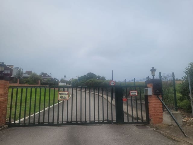 Undeveloped Land for sale in Gozón - € 120,000 (Ref: 7042046)