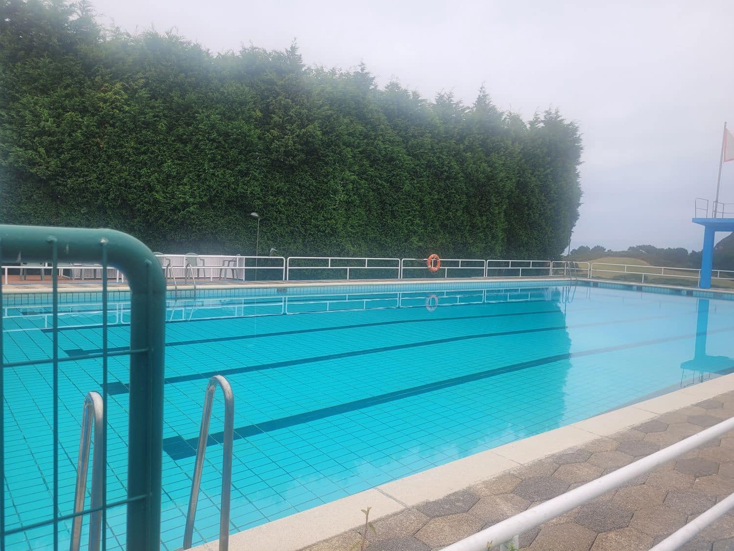 Grunde uden byggetilladelser til salg i Gozon - € 120.000 (Ref: 7042046)