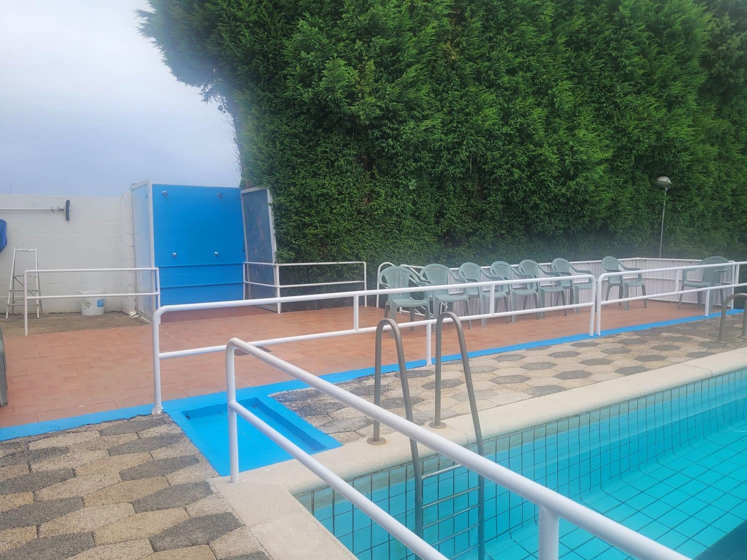 Grunde uden byggetilladelser til salg i Gozon - € 120.000 (Ref: 7042046)