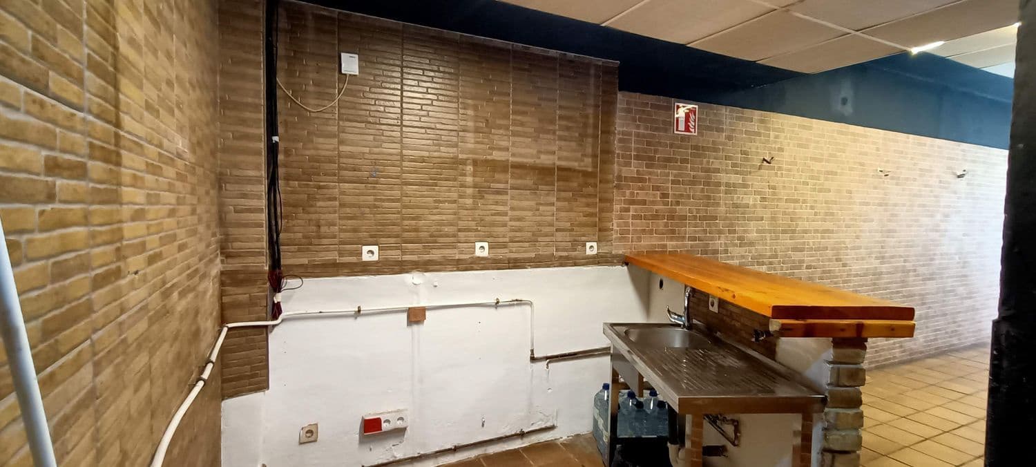 Restaurant/Bar til salg i Gijon - € 83.000 (Ref: 7154181)