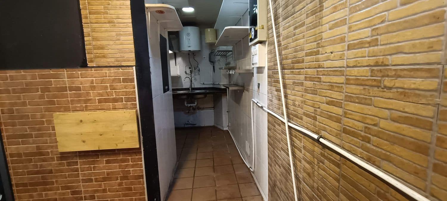 Restaurant/Bar til salg i Gijon - € 83.000 (Ref: 7154181)